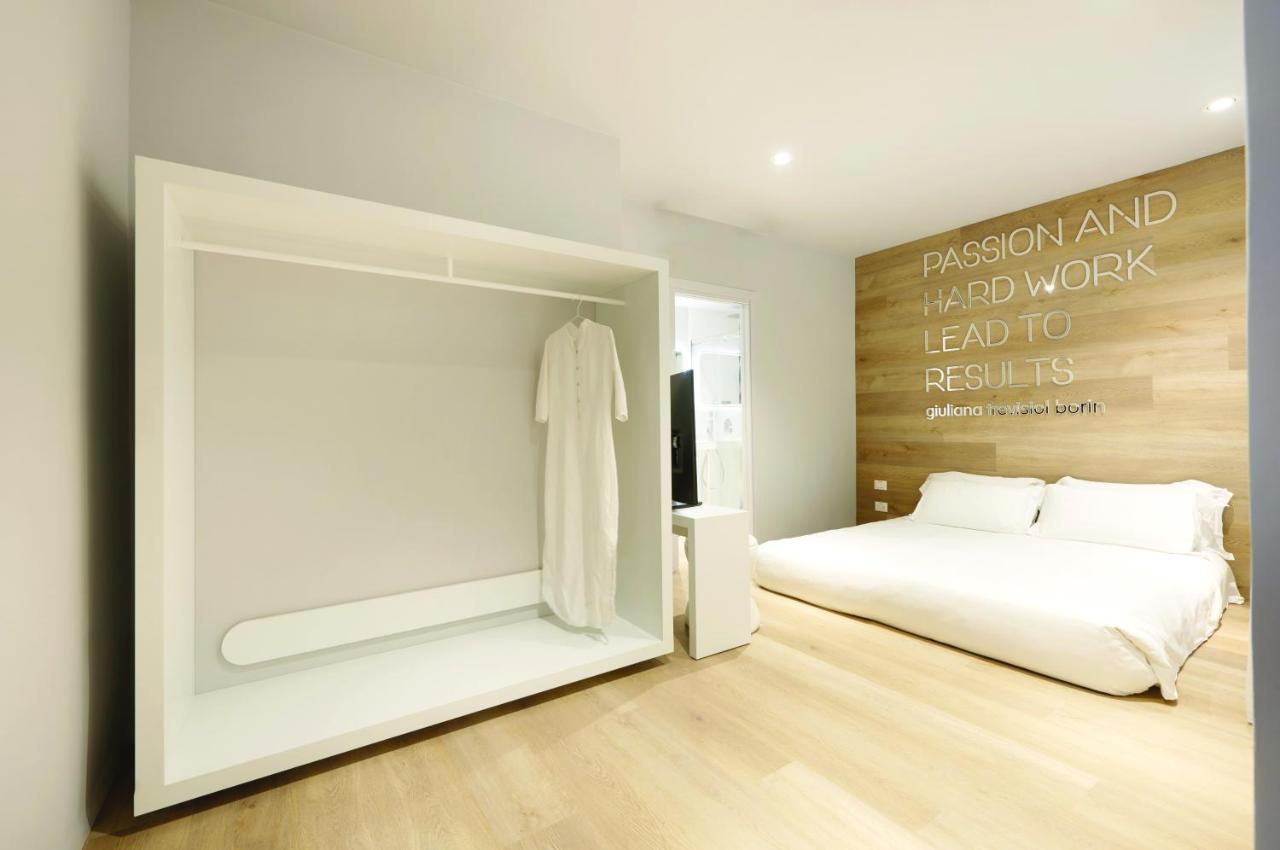 Youme Design Place Hotel ترييستي المظهر الخارجي الصورة