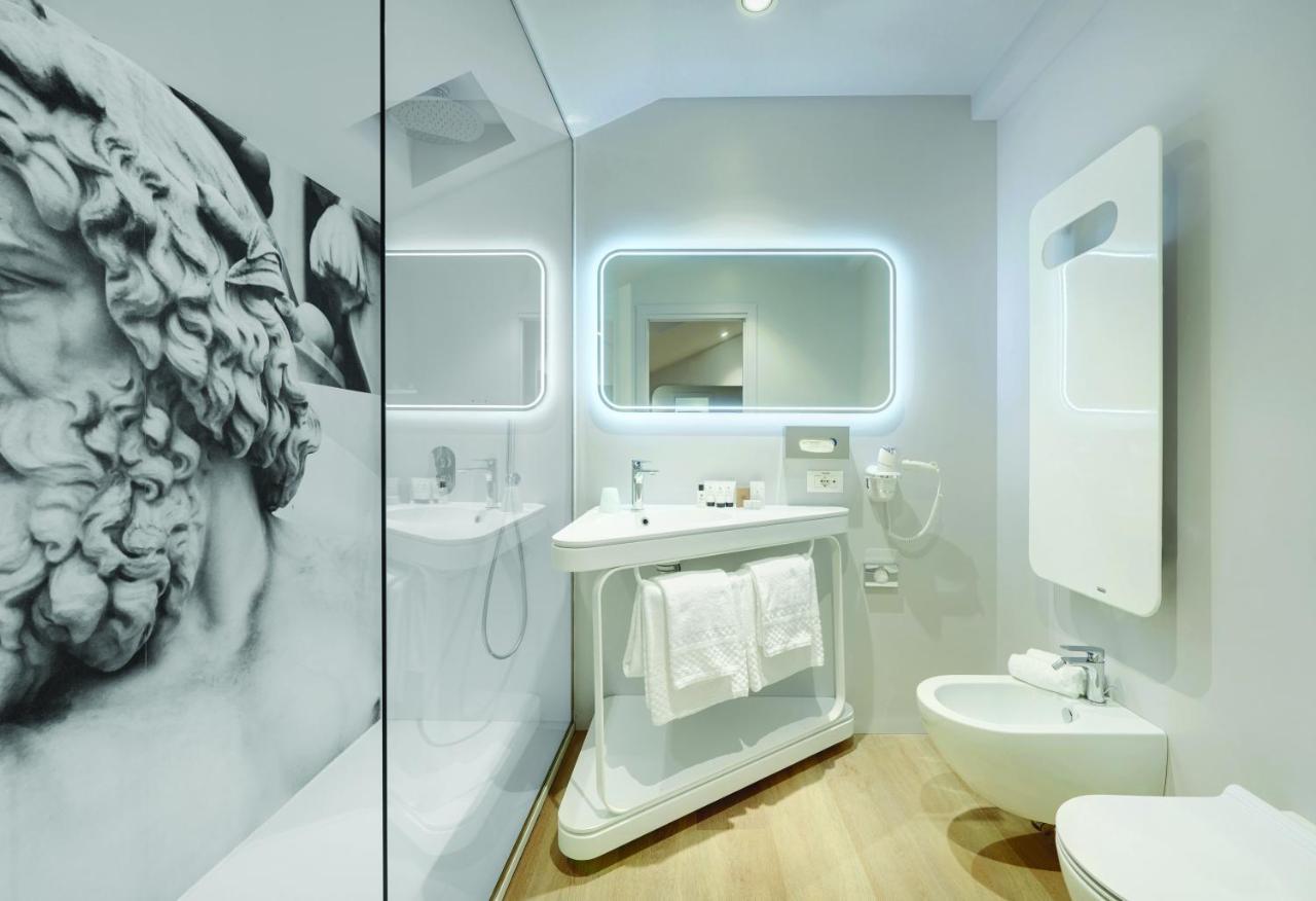 Youme Design Place Hotel ترييستي المظهر الخارجي الصورة