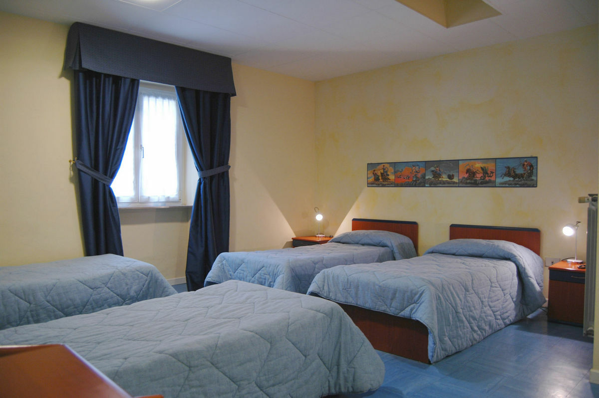 Youme Design Place Hotel ترييستي المظهر الخارجي الصورة